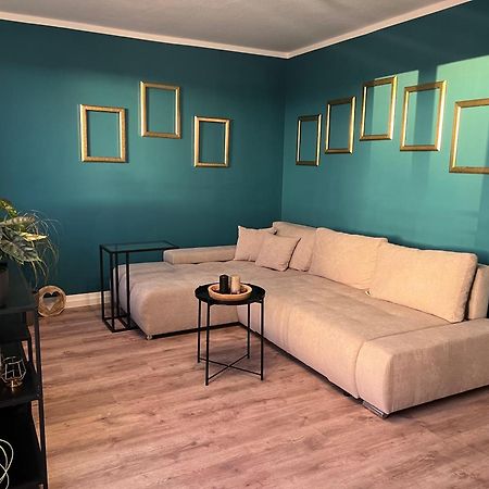 Apartment Juna Mit Tg Stellplatz Leipzig Buitenkant foto