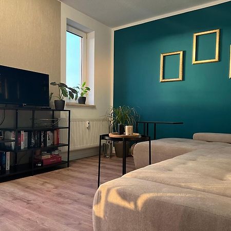 Apartment Juna Mit Tg Stellplatz Leipzig Buitenkant foto