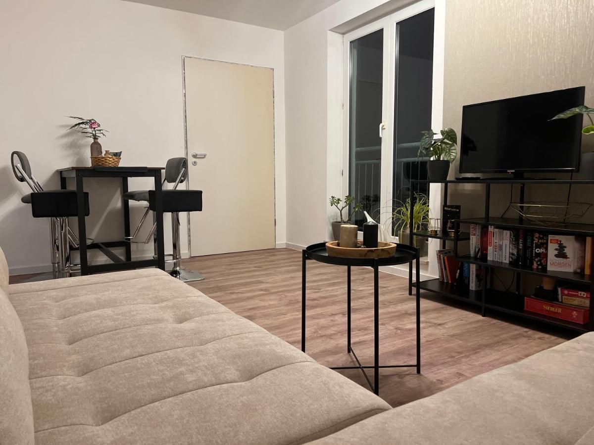 Apartment Juna Mit Tg Stellplatz Leipzig Buitenkant foto